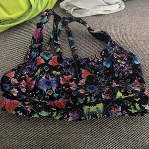 Lulu lemon sports bra